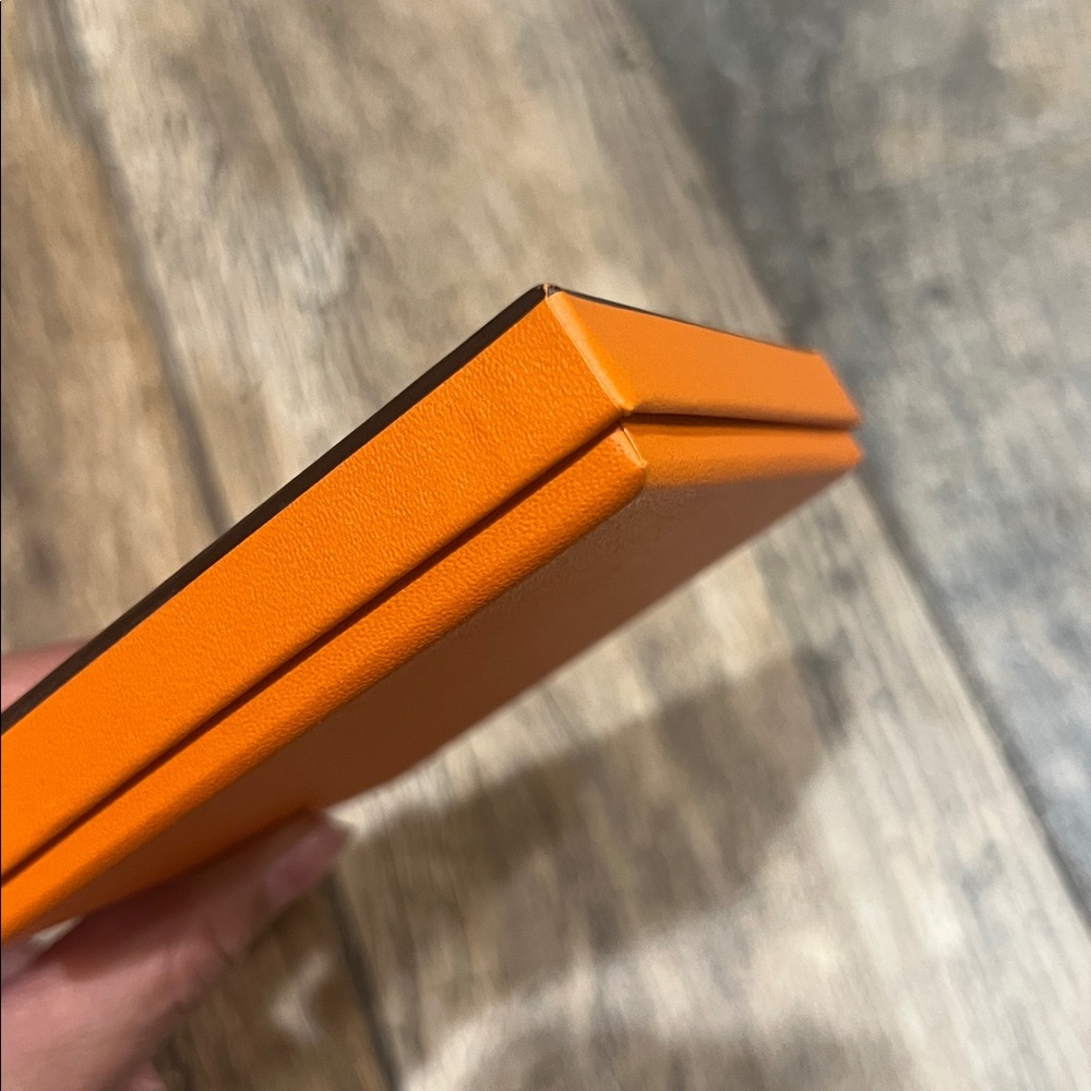 Hermes Gift Storage Box - Picture 7 of 14
